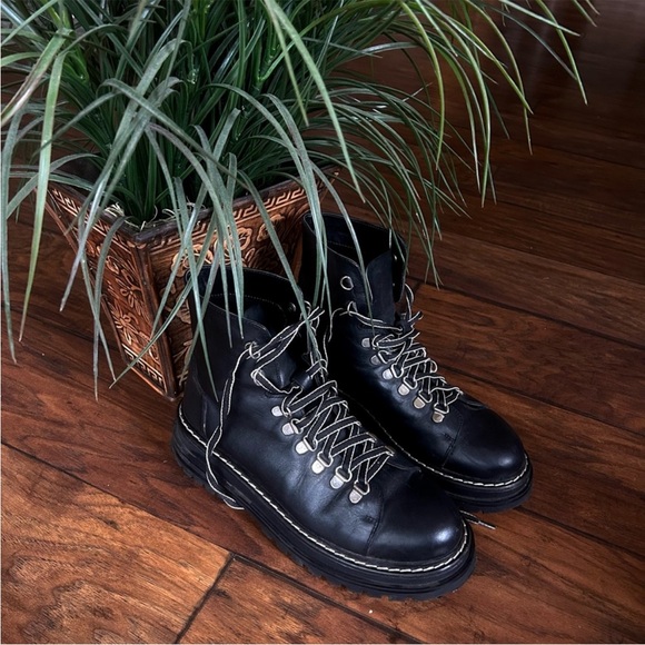 Urban Outfitters Real Leather Grunge Combat Lace Up Boots - Picture 2 of 8